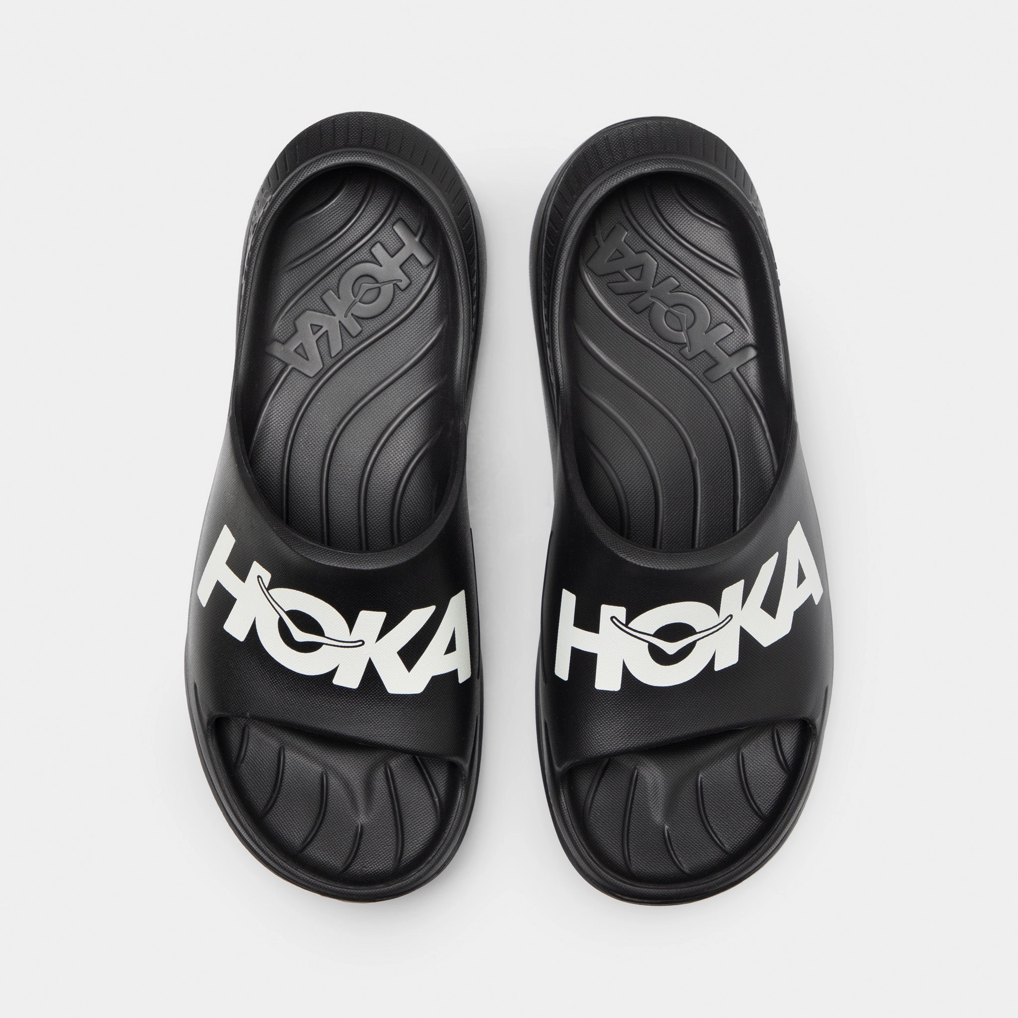 Hoka Athletic Slide Black / White