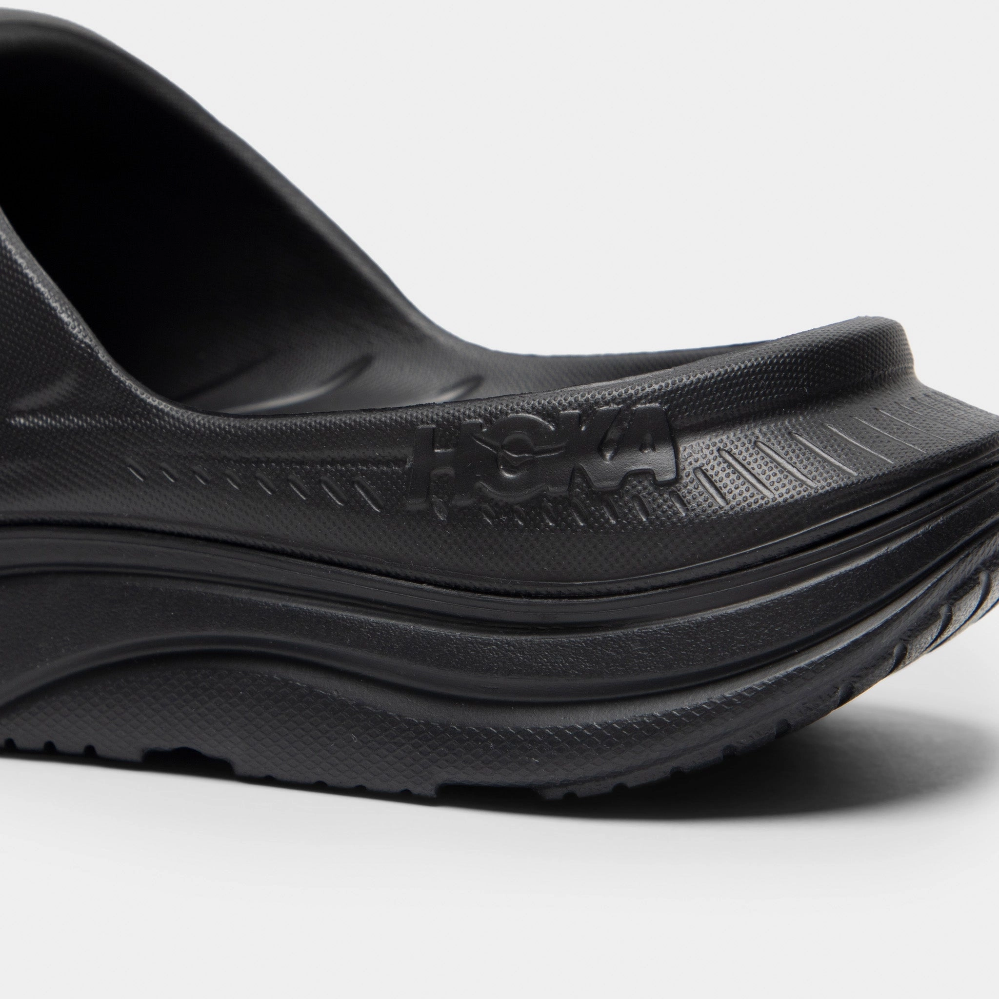 Hoka Athletic Slide Black / White