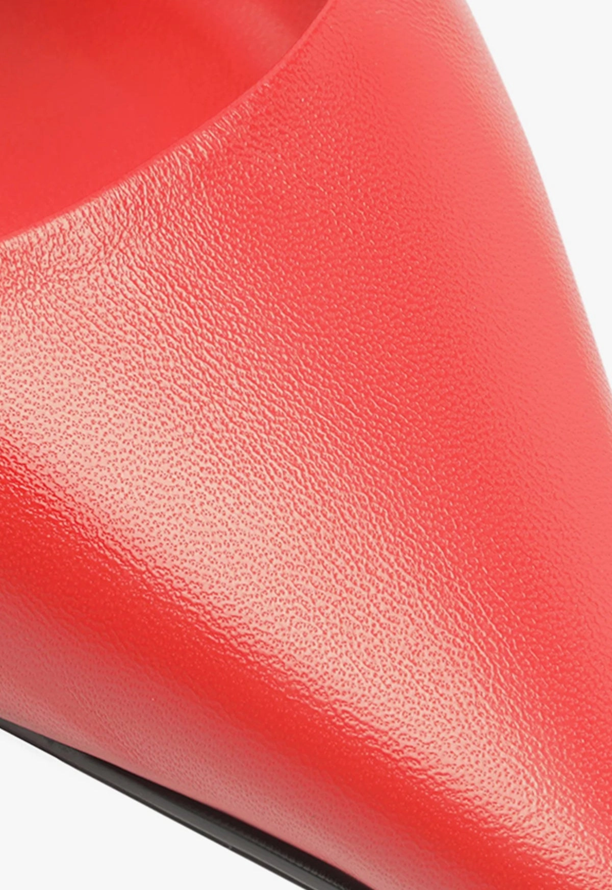 Quereda Leather Pump