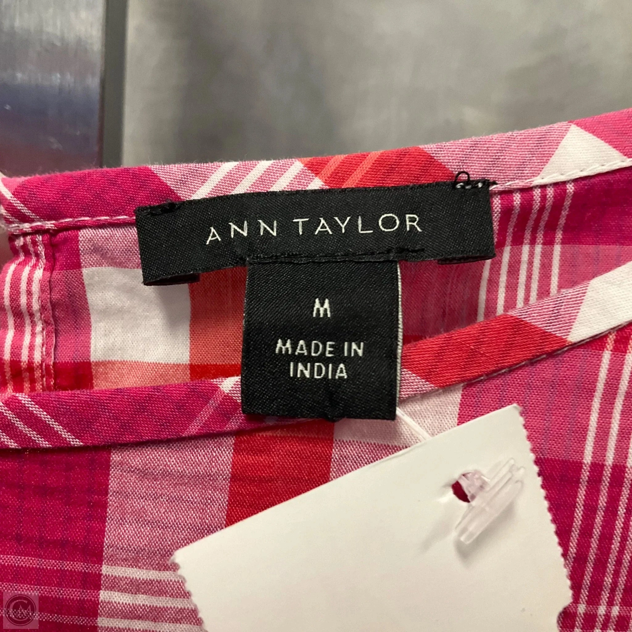 Top 3/4 Sleeve By Ann Taylor In Plaid Pattern, Size: M